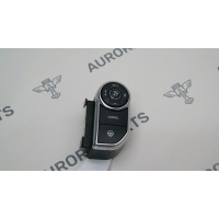 Кнопки руля RH Land Rover Range Rover 30DDTX L405 2012 LR071935