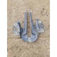 Петля капота Volkswagen Passat CC 2011 3C8823302A, 3C8823301A