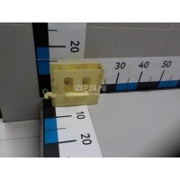 Кронштейн (сопут. товар) Land Rover Range Rover III (LM) (2002 - 2012) YWU500110