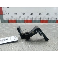 Петля двери передней левой Volkswagen Passat 5 (1996-2000) 1999 ,1J0831401E