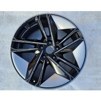 Felga Audi RS e - Tron GT 9 , 5J 21 ET60 4J3601025L