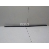 Накладка стекла заднего правого Nissan Murano (Z51) (2008 - 2015) 828201AC0A