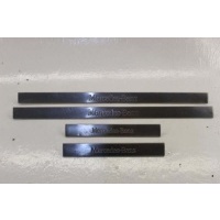 накладка на порог Mercedes-benz ML320 W163 2002 A1636860720