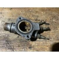 Фланец (тройник) системы охлаждения Volkswagen Passat B5 2001 038121145