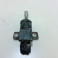 Болт крепления запасного колеса Renault Sandero (2009 - 2014) 572210001R