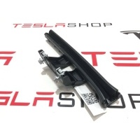 Прочая запчасть Rivian R1T 2022  PT00042024,PT00015525