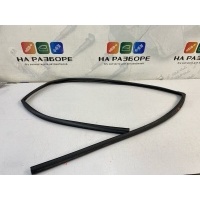 уплотнительная резинка стекла двери TOYOTA COROLLA 180 2015 68141-02310