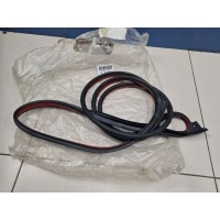 Уплотнитель передней правой двери Mercedes A-klasse W169 2004-2012 A1697270430