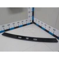 Накладка двери багажника Land Rover Discovery Sport 2014 LR077721