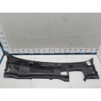 Решетка стеклооч. (планка под лобовое стекло) Land Rover Discovery Sport 2014 LR111636