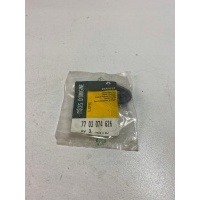 Заглушка обивка 34x25mm renault 7703074626