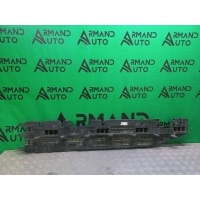 кронштейн накладки порога Mercedes GLE-Class V167 2018-нв A1676981801