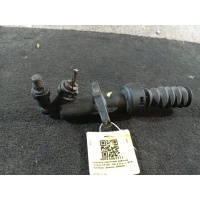 Цилиндр сцепления рабочий 2.0i 16V. RFNEW10J4 , 5МКПП. Citroen C5 2002