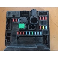 Монтажный блок Nissan Qashqai 284b7jd01e