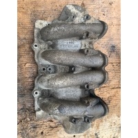 Впускной коллектор Volkswagen Sharan 037133206E