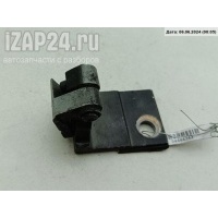 Петля двери передней левой Audi A4 B5 (1994-2001) 1997 8D0831401A