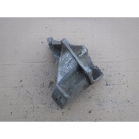Лапа крепление кпп audi a6 c4 4a0399114n