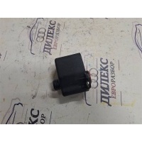 сапун Mercedes Benz W204 2007-2015 2012 A2711401087