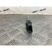 катушка зажигания Volkswagen Golf 4 022905715c