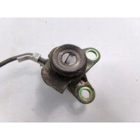 Corolla e11 00 - 02 личинка замка правый 69051 - 12530