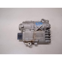 Насос масляный КПП Mercedes Benz G-Class W463 1989 2212700197