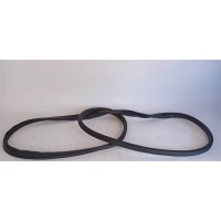 Уплотнитель двери MAZDA CX5 KF 8B270827