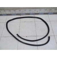 Уплотнитель двери HYUNDAI Solaris 2010-2017 831101R0004X