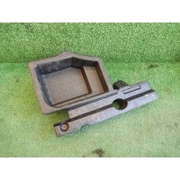 Вставка пенополистирол audi q5 80a 80a012109f