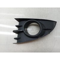Решетка в бампер центральная Renault Scenic II (2003 - 2009) 7701477302