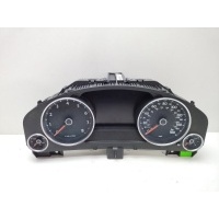 панель приборов Volkswagen Touareg 2 NF 2013 7P6920981E