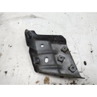 Кронштейн крыла Volkswagen Touareg 2 NF 7P6821151