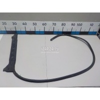 Уплотнитель двери Nissan Primera P12E (2002 - 2007) 82830AV700