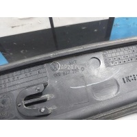 Накладка двери передней правой VAG Golf V (2003 - 2009) 1K5837382D5AP