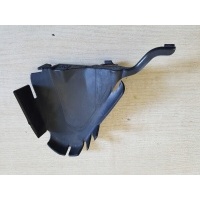 Audi a4 b9 впуск руль воздушный бампера 8w0121673b