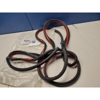 Уплотнитель стекла двери передней правой Mercedes A-klasse W169 2004-2012 A1697250225