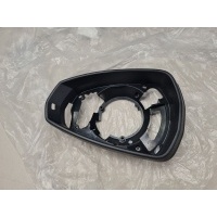 Рамка зеркала левого Audi A3 8V 2012-2020 8V08572399B9