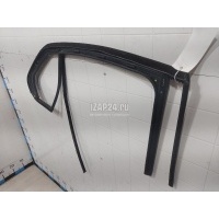 Уплотнитель стекла двери VAG Jetta (2006 - 2011) 1K5839431G5AP