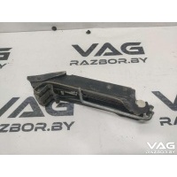 Домкрат Volkswagen Golf 5 2006 1K0011031C