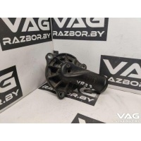 Корпус термостата Volkswagen Touareg 1 2008 059121111L
