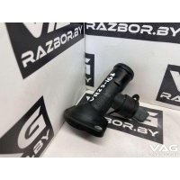 Фланец (тройник) системы охлаждения Volkswagen Passat B6 2007 03G121121D,03L121121A