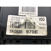 Щиток приборов (приборная панель) Volkswagen Golf 6 2009 5K0920970E