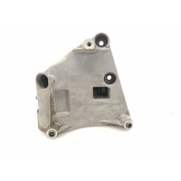 Кронштейн компрессора кондиционера BMW X3 E83 2005 64557512556, 7512556