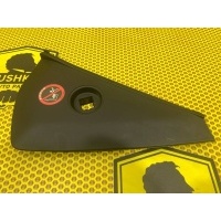 Накладка торпедо торцевая Nissan QASHQAI J10 2011 68498JD900