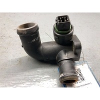 Фланец (тройник) системы охлаждения Volkswagen Vento 1998 028121133C,028121132B