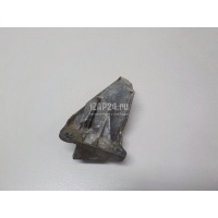 Кронштейн крепления троса КПП Renault Duster 2012 8201007428