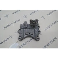 Кронштейн опры АКПП Audi A6 C7 2011 4G0399115P