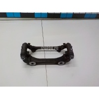 Скоба суппорта переднего правого Mercedes Benz W205 2014 2054215400