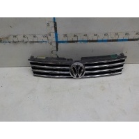 Решетка радиатора Volkswagen Touareg 2014- 7P6853651LZLL