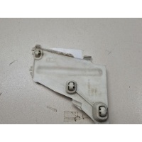 Кронштейн накладки порога задний правый Mercedes CLS-klasse W218 2010-2017 A2186980514