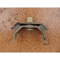 Toyota hilux 2007 год подушка кпп 3 , 0d4d